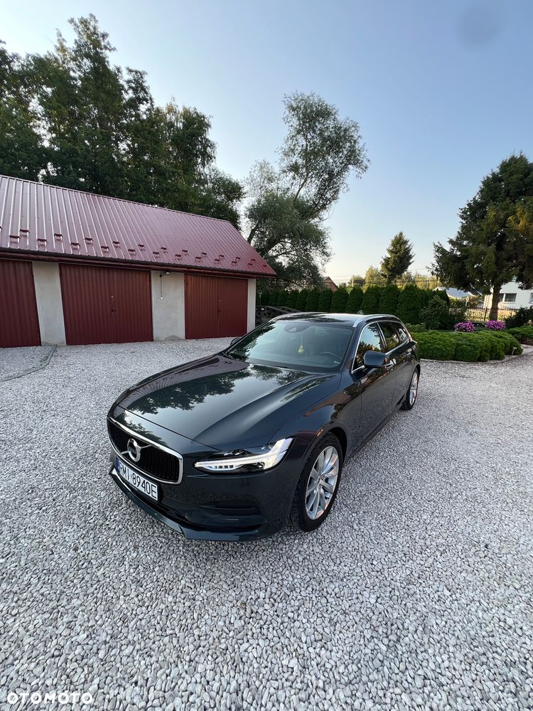 Volvo V90 D3 Geartronic Momentum Pro - 1