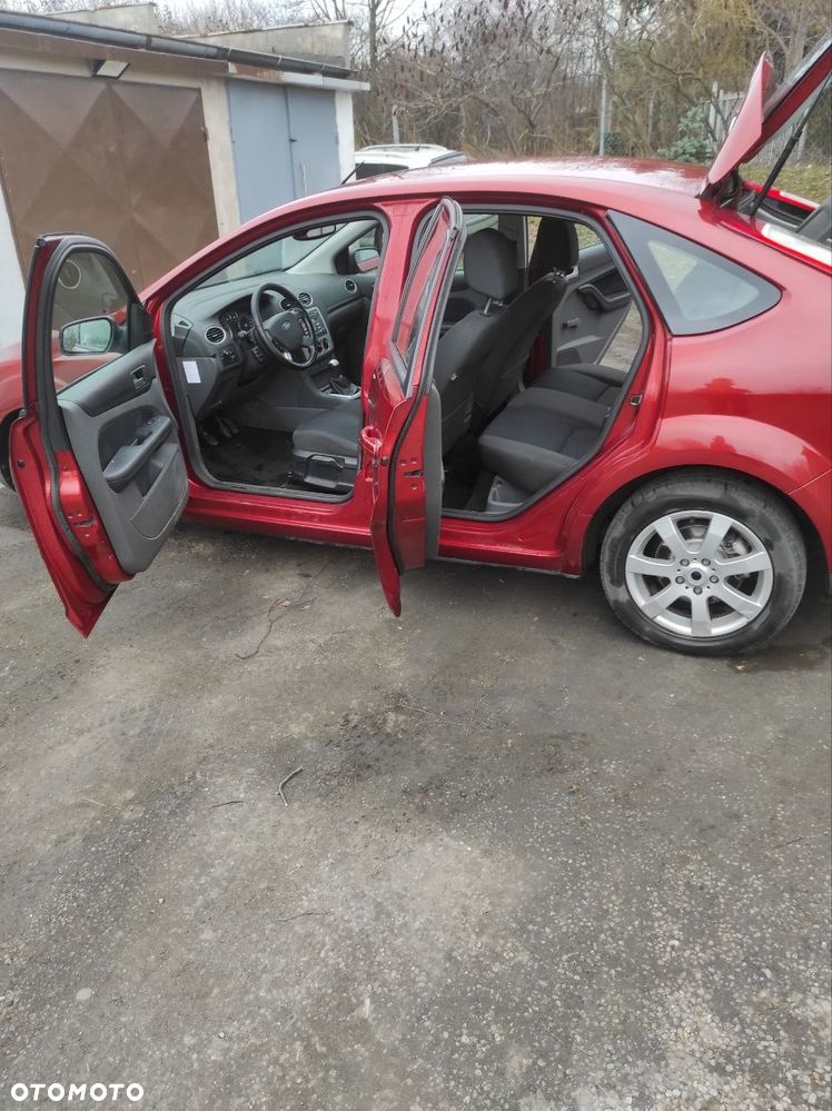 Ford Focus 2.0 Sport - 21