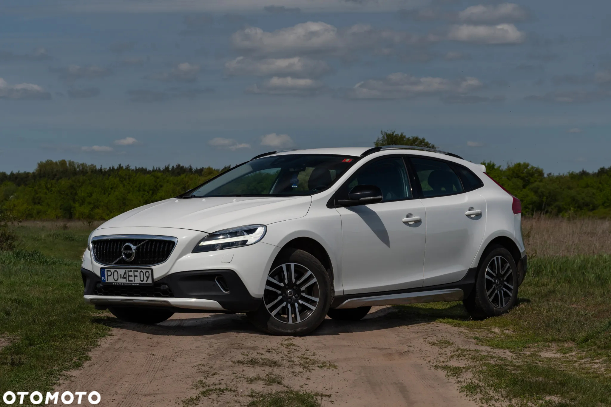 Volvo V40 T3 Drive-E Momentum - 4