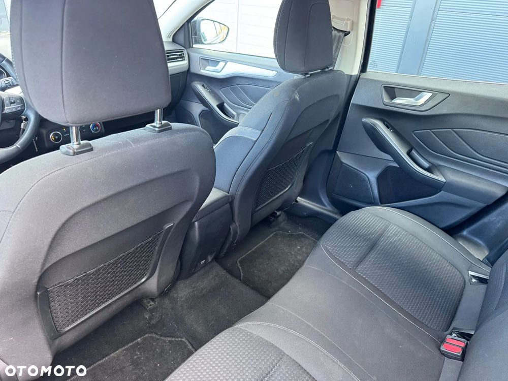 Ford Focus 1.5 EcoBlue STart-Stopp-System TITANIUM - 17