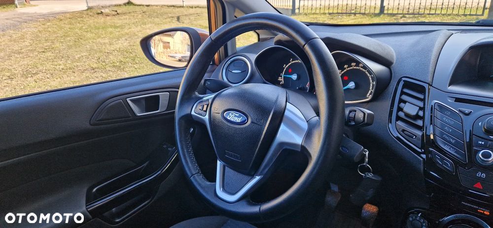 Ford Fiesta 1.0 Champions Edition - 22