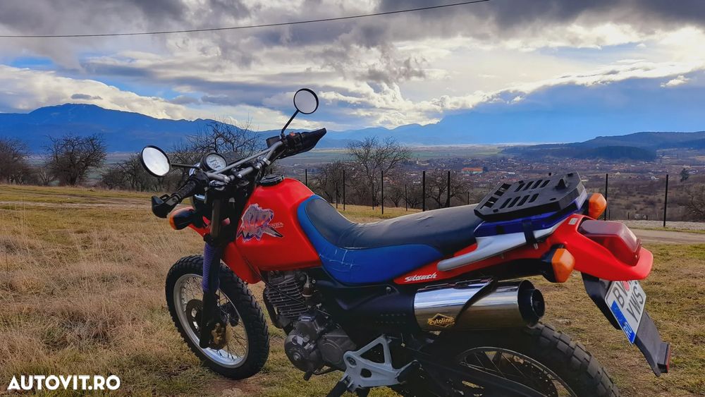 Honda NX 650 Dominator - 3
