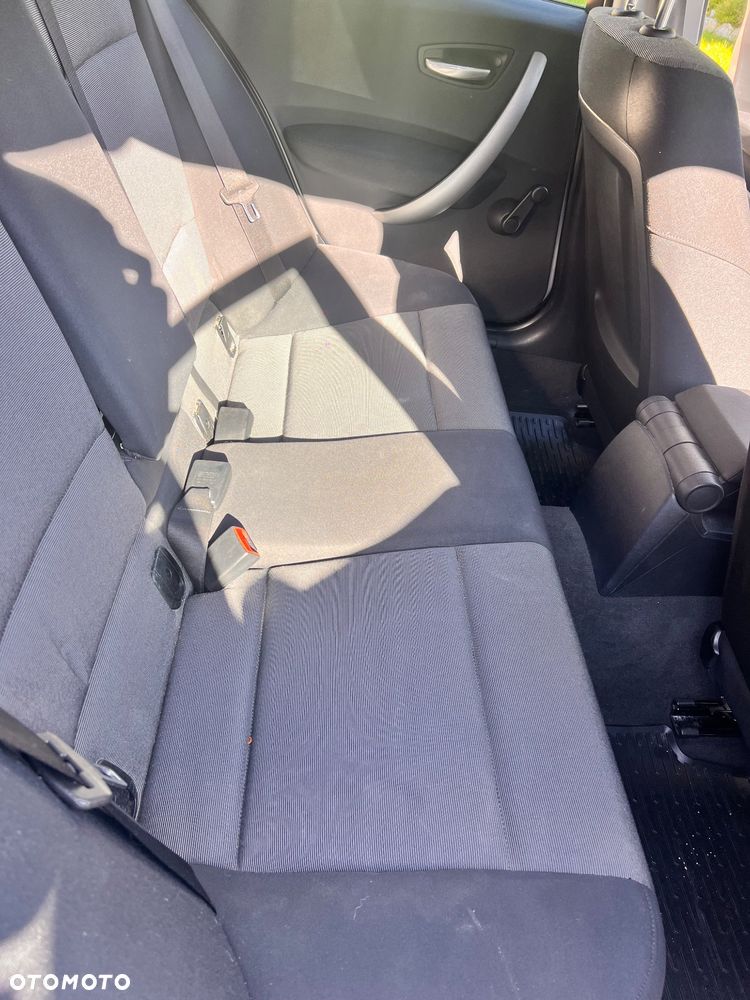BMW Seria 1 118d - 26