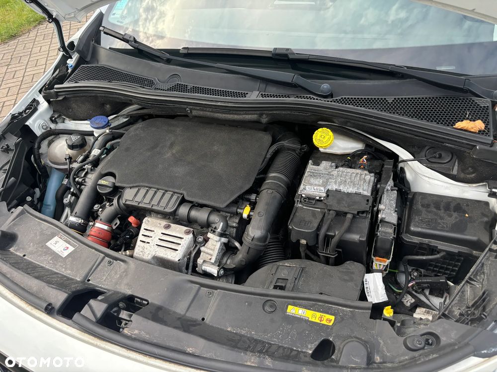 Peugeot 2008 PureTech 110 Stop&Start GT-Line Edition - 32