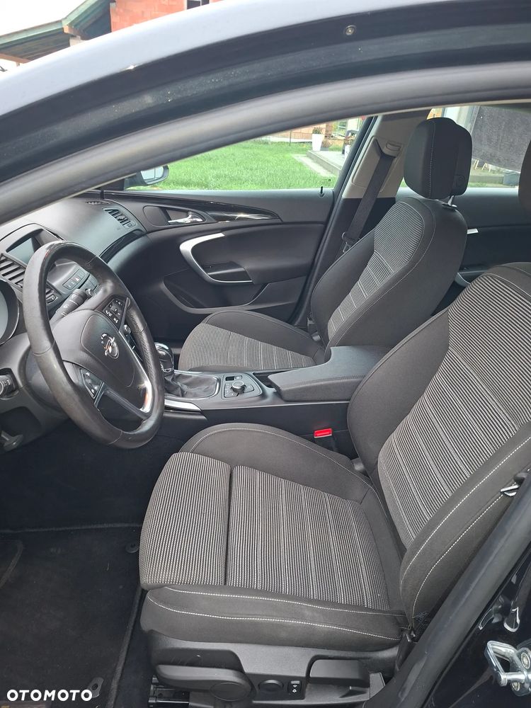 Opel Insignia - 23