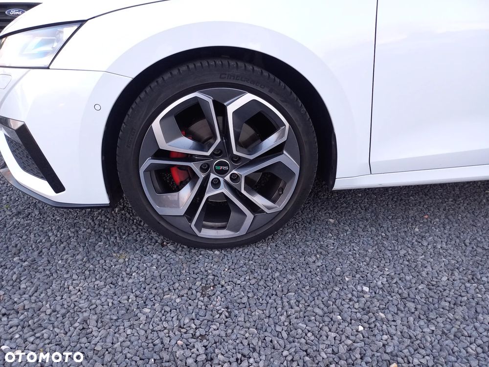 Skoda Octavia 2.0 TDI RS DSG - 17