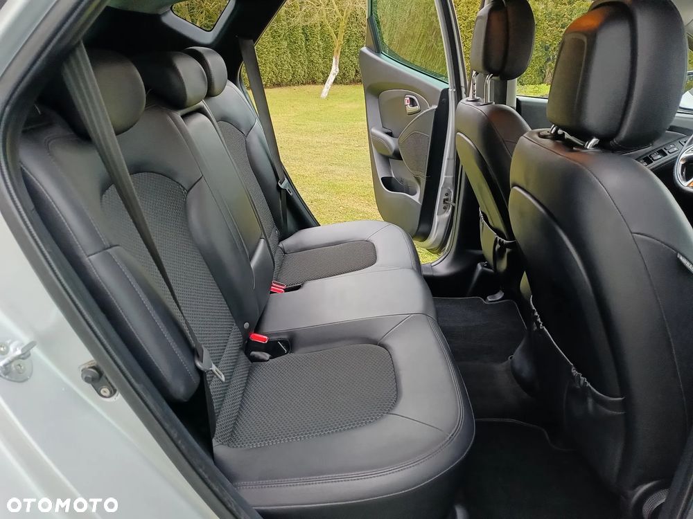 Hyundai ix35 2.0 2WD Style - 17