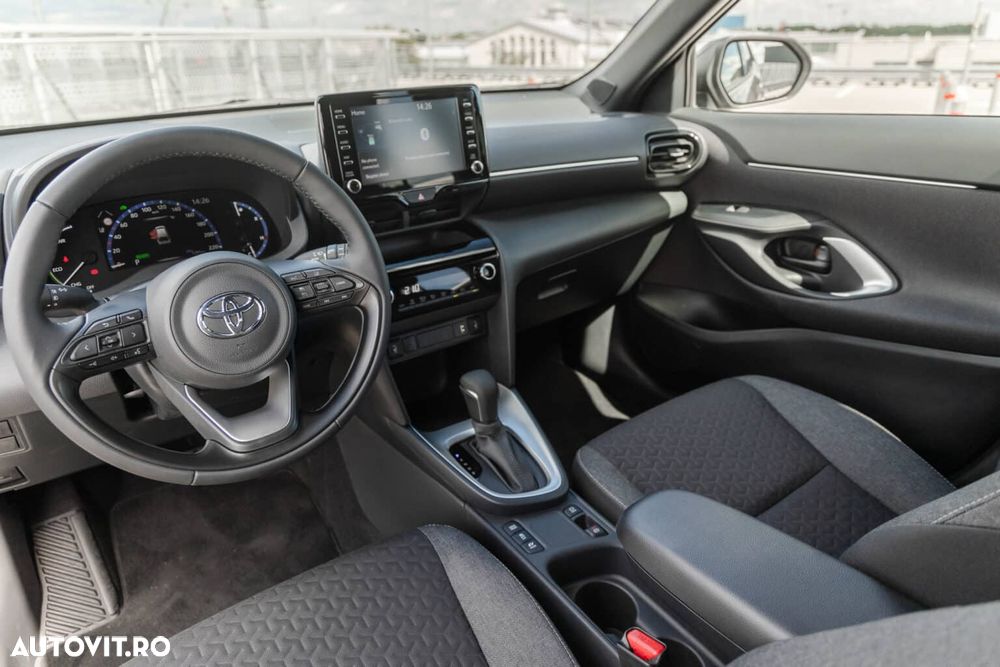 Toyota Yaris 1.5 VVT-i HSD Dynamic Plus - 7