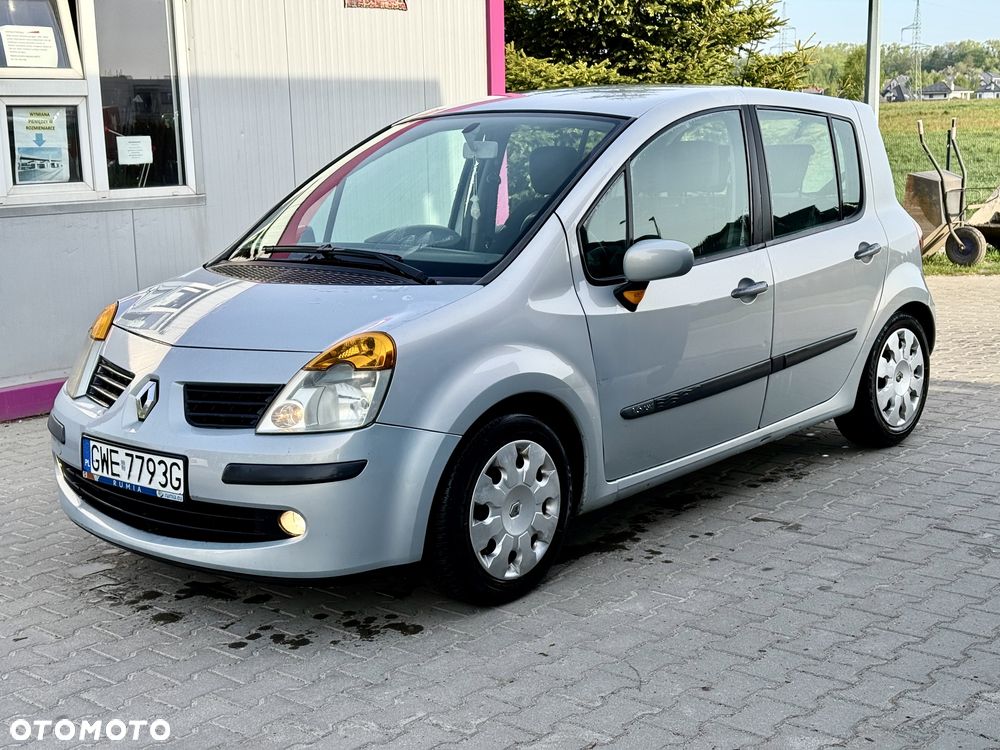 Renault Modus - 2