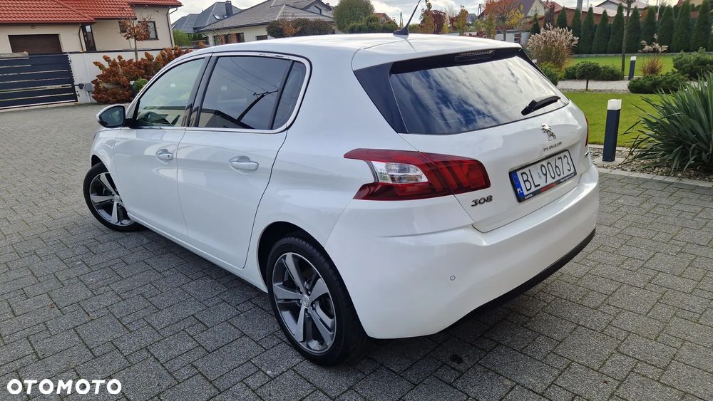 Peugeot 308 ver-1-6-bluehdi-allure-s-s-eat6 - 4