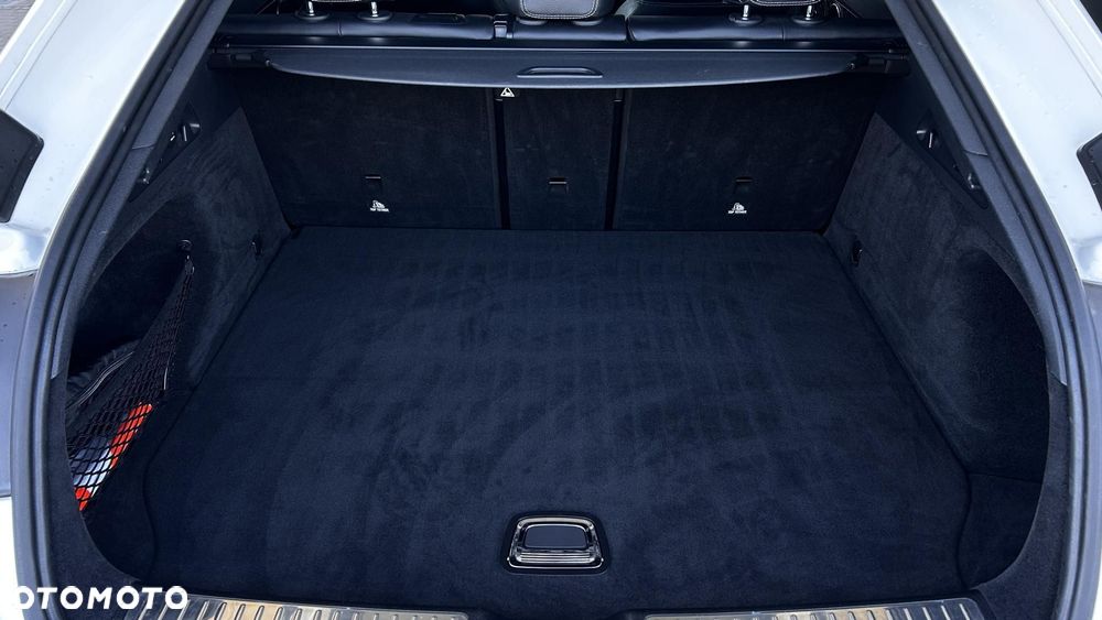 Mercedes-Benz GLC - 31