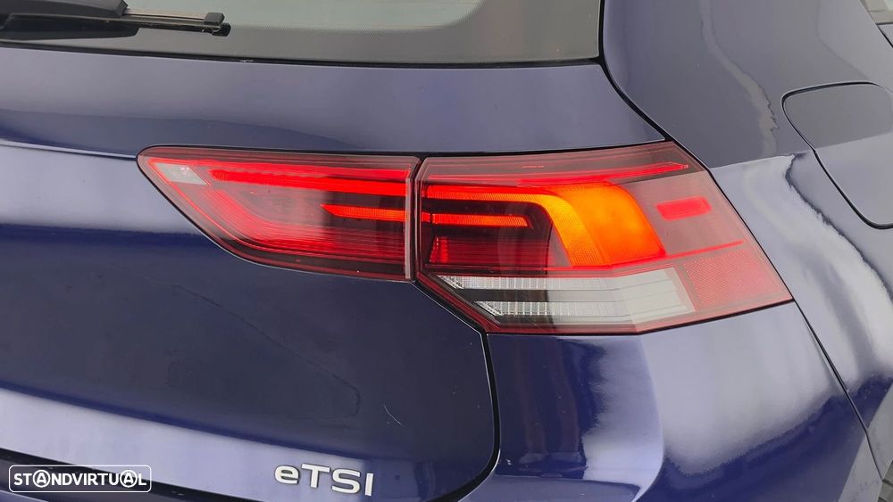 VW Golf 1.0 eTSI Life DSG - 12