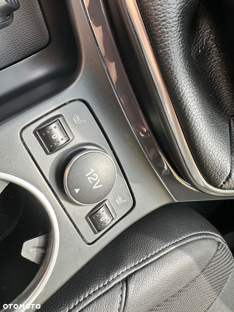 Ford Kuga 1.6 EcoBoost 2x4 Titanium - 31