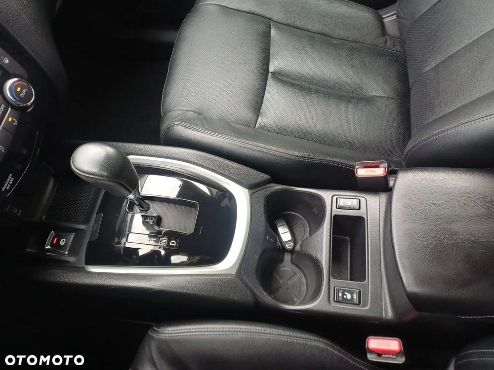 Nissan X-Trail 1.6 DCi Xtronic Tekna - 20