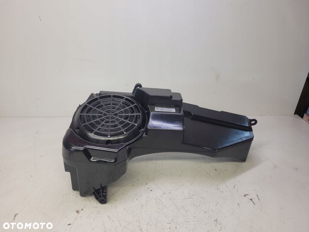 OBUDOWA TUBY TUBA BOSE AUDI A6 C7 AVANT 4G9035382A - 1
