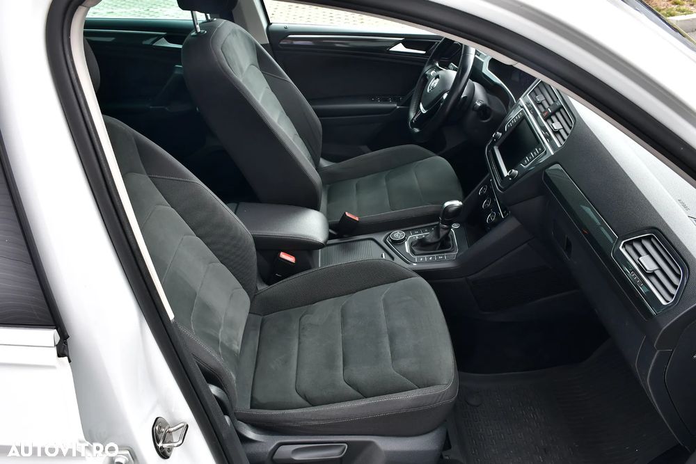 Volkswagen Tiguan - 19