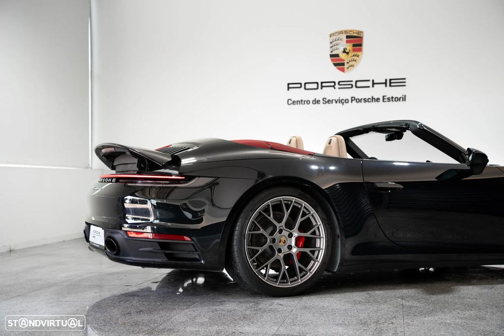 Porsche 911 (992) Carrera 4S Cabriolet PDK - 11