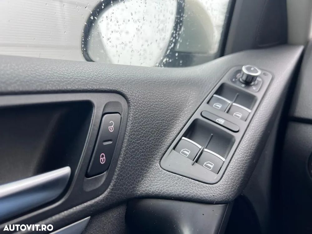 Volkswagen Tiguan 2.0 TDI 4Motion DSG Sport & Style - 17