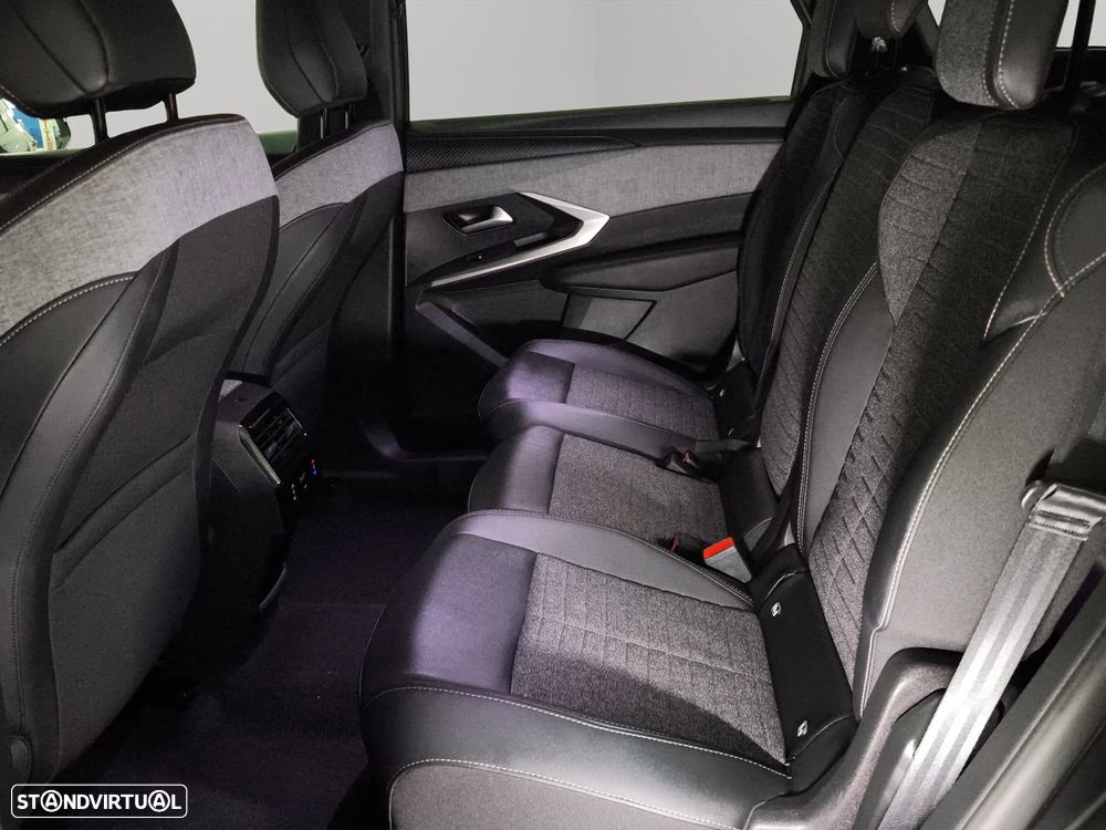 Peugeot 5008 Hybrid 145 e-DSC6 Allure - 15