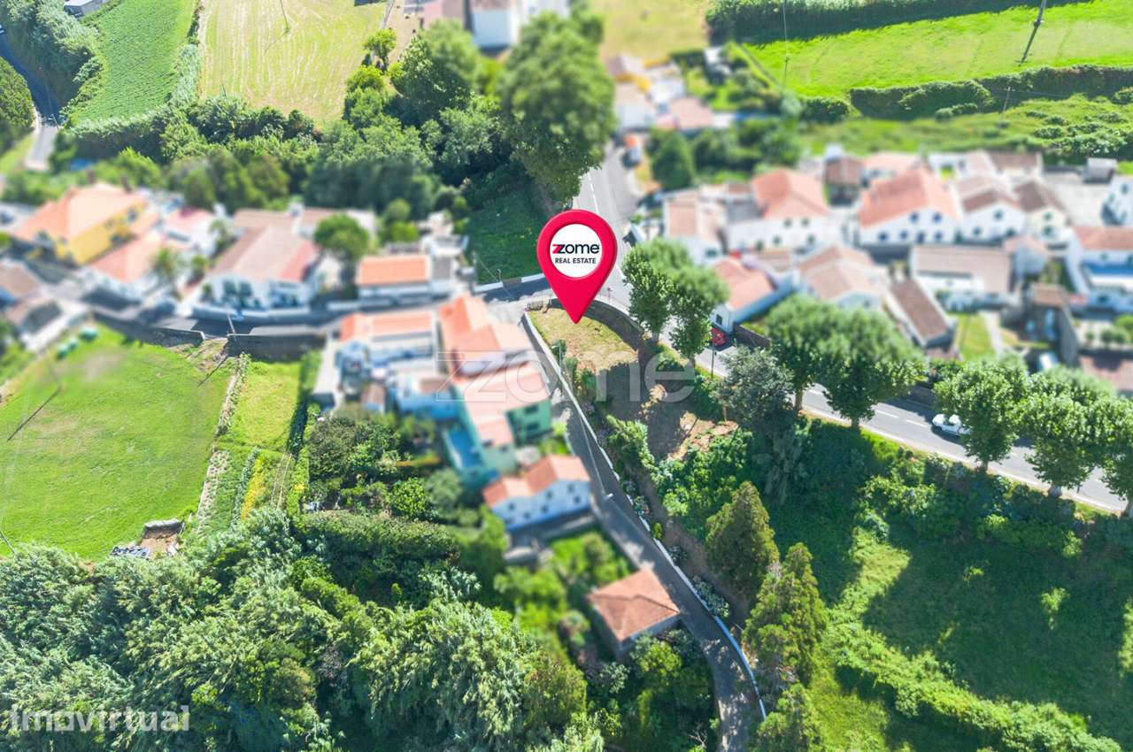 Terreno com 373,52 m² nos Remédios, com vista mar e bons acessos - Grande imagem: 3/25
