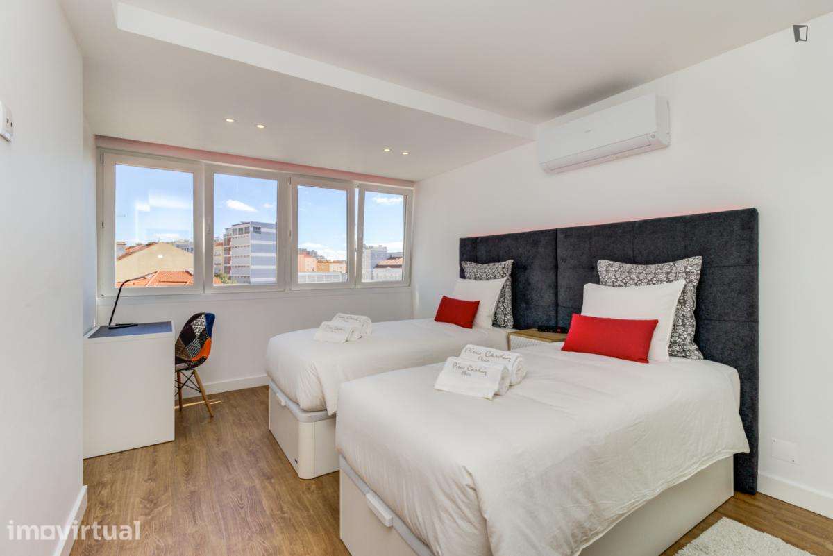 Apartamento com 1 quartos - localizado em Arroios Lisbon - Grande imagem: 2/25