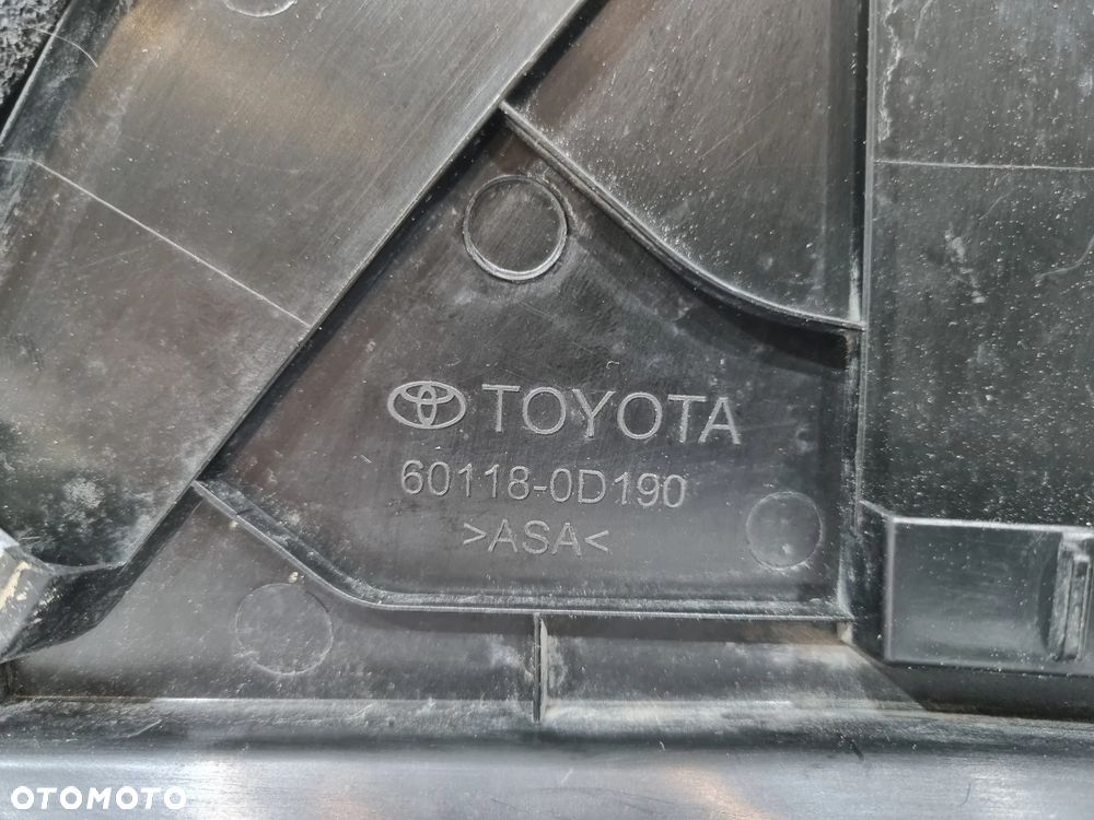 TOYOTA YARIS III LIFT TRÓJKĄT OSŁONA BŁOTNIKA LEWA PRAWA PRZÓD 60118-0D190 60117-0D190 - 6