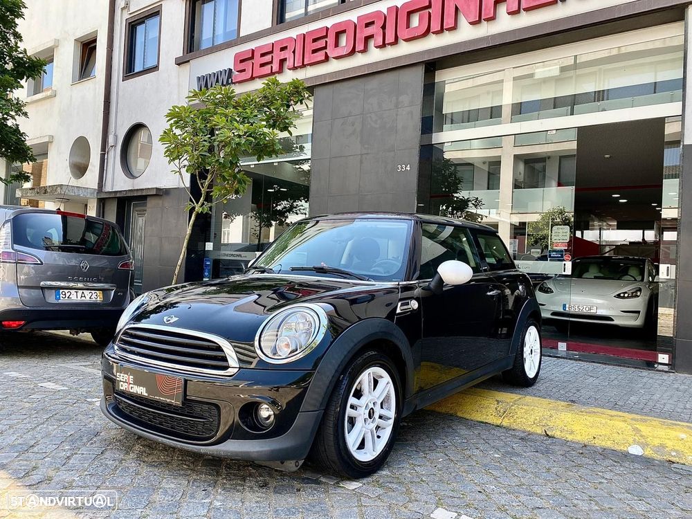MINI 3 Portas One D - 1