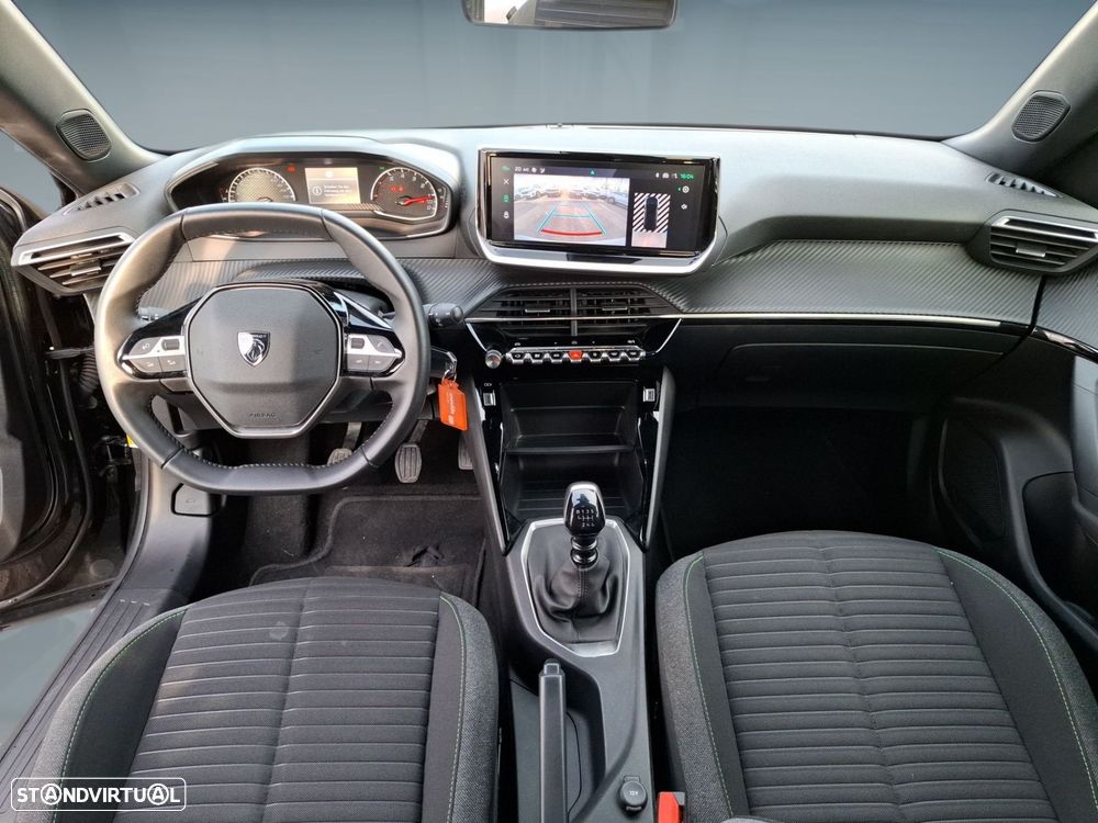 Peugeot 2008 1.2 PureTech Active — fotografia 12