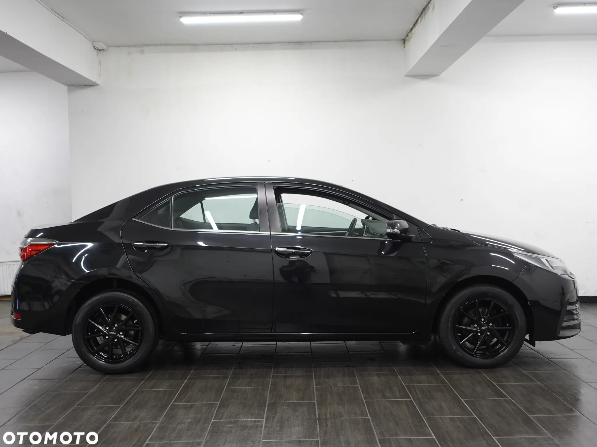 Toyota Corolla 1.6 Valvematic Edition - 16