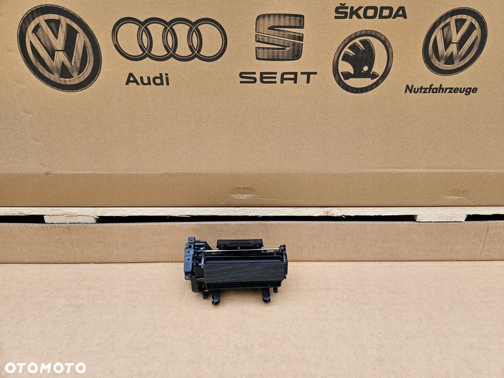 audi a8 d5 4n kratka nawiewu prawa 4n182090 - 1