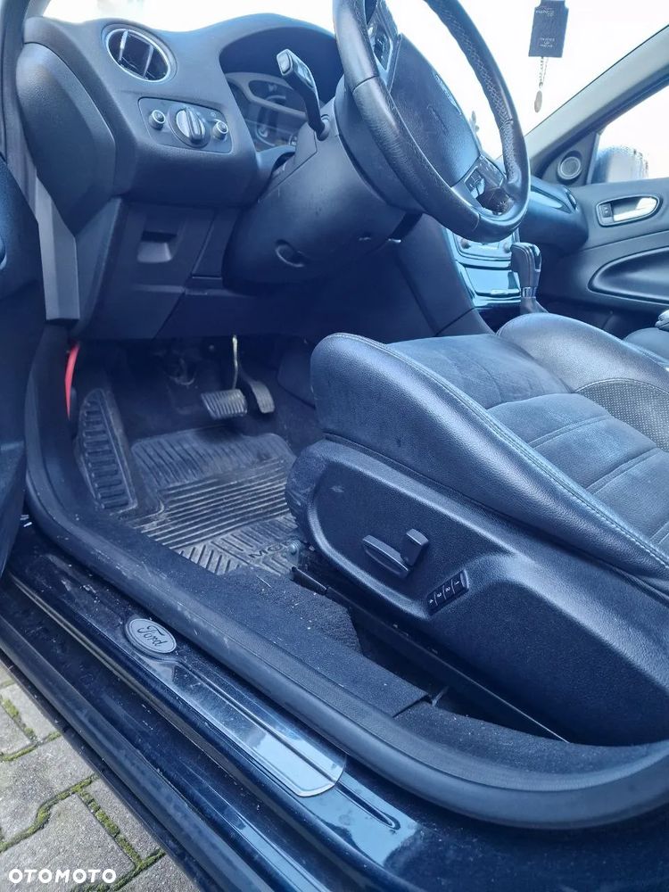 Ford Mondeo 2.0 T Titanium X - 10