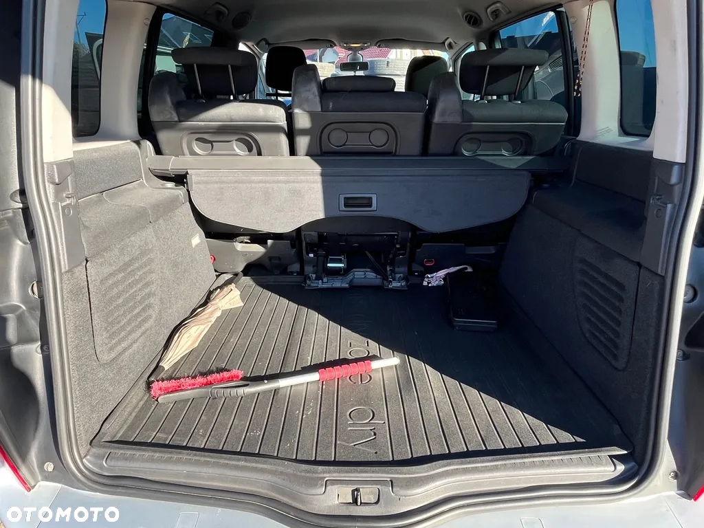 Renault Espace 2.0 dCi Voyage - 10