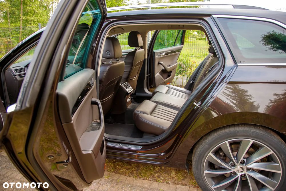 Skoda Superb 1.8 TSI L&K DSG - 13