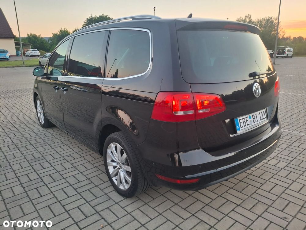Volkswagen Sharan 2.0 TDI DSG Highline - 3