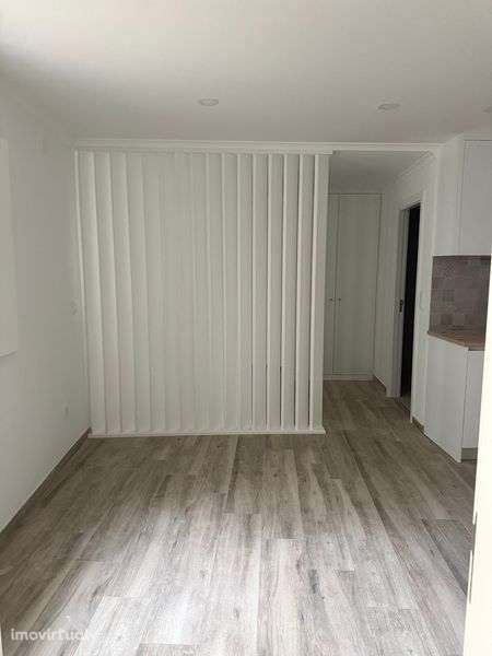 Arrenda-se Apartamento T0 novo Centro Historico Sardoal - Grande imagem: 3/4