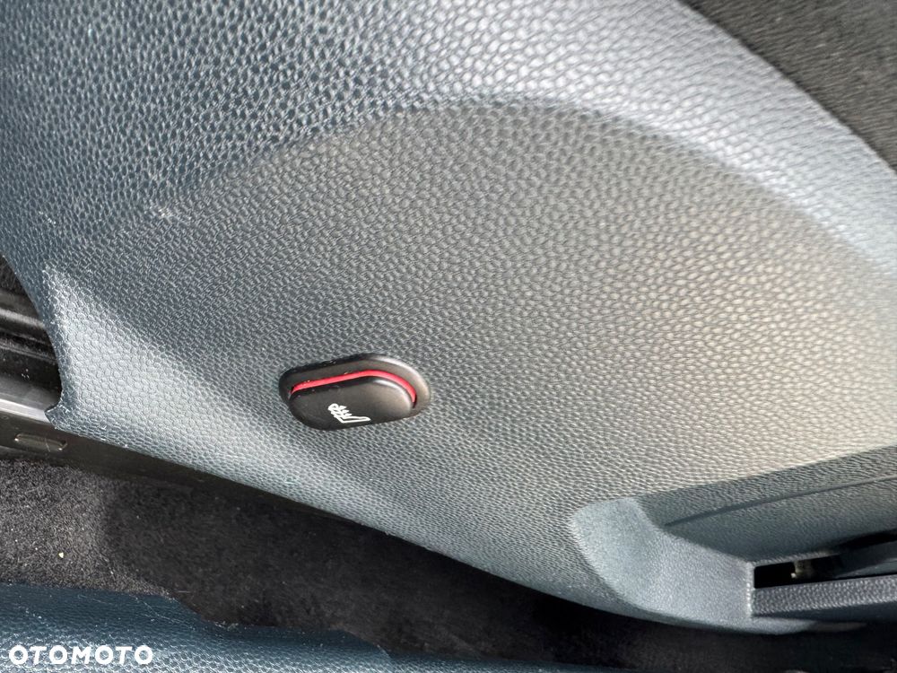 Ford Fiesta - 27
