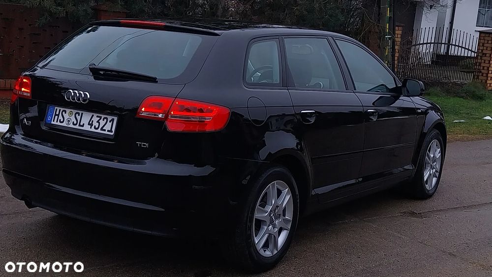 Audi A3 Sportback 2.0 TDI DPF S line Sportpaket - 7