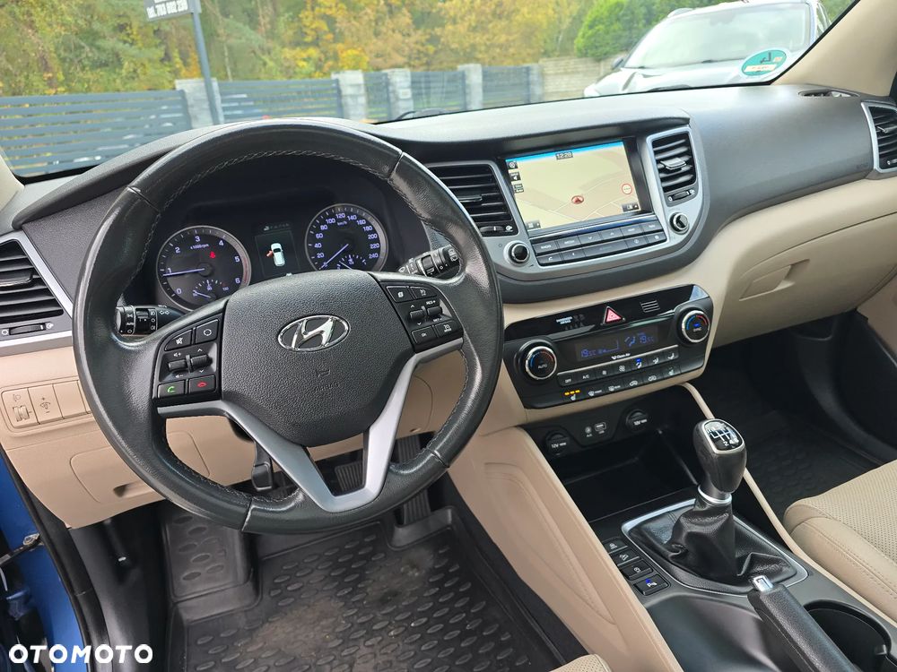 Hyundai Tucson 2.0 CRDi 2WD Style - 29