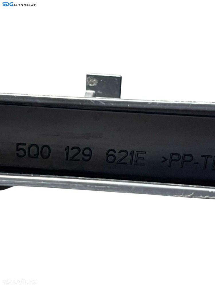 Difuzor Capac Inferior Captare Aer Grila Grilaj Tub Tubulatura Ghidaj Admisie Seat Tarraco 1.6 2.0 TDI 2019 - Prezent Cod 5Q0129254B 5Q0129621E [B4179] - 6