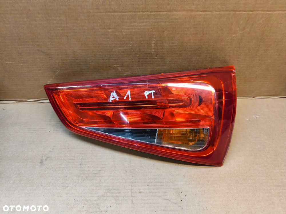 LAMPA TYŁ TYLNA PRAWA AUDI A1 8X - 1