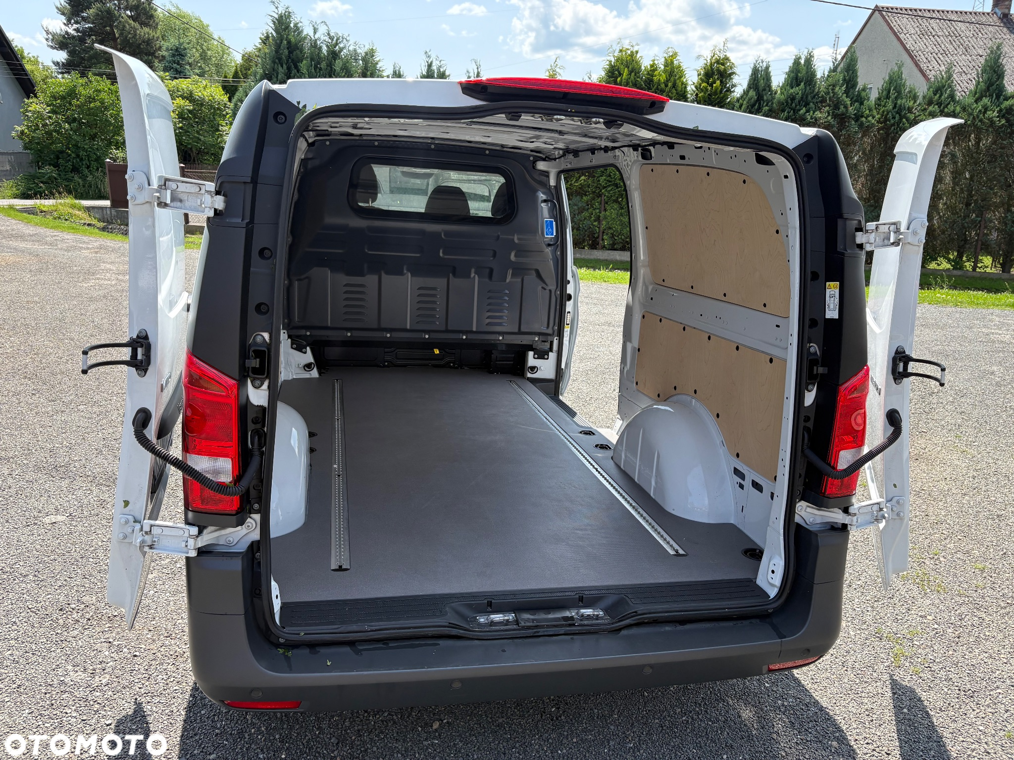Mercedes-Benz Vito - 18