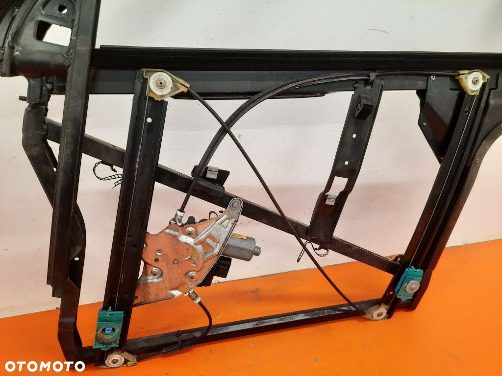 AUDI A6 C4 97-01 KOMBI 2.5 TDI RAMKA DRZWI PRZÓD LEWY MECHANIZM LY1T - 2
