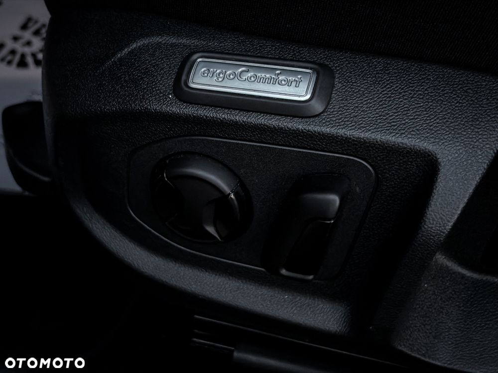 Volkswagen Arteon 2.0 TSI DSG R-Line - 33