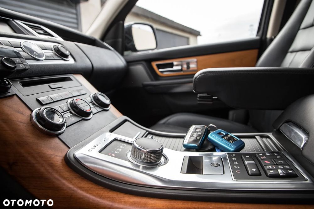 Land Rover Range Rover Sport S 3.0SD V6 HSE - 28