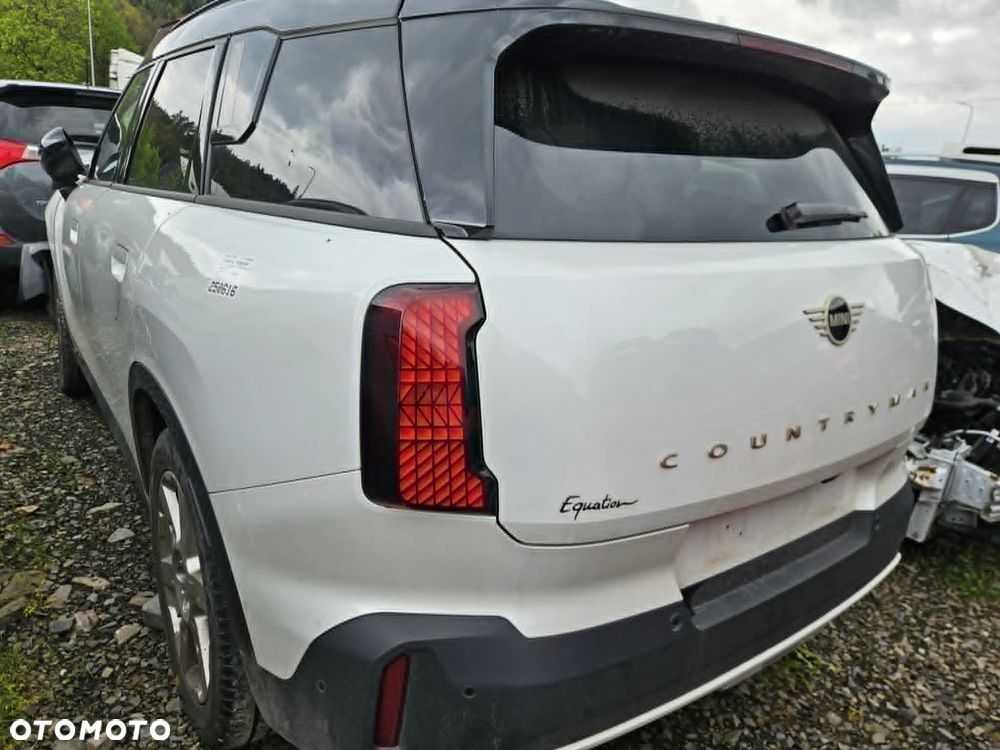 MINI Countryman C Classic Trim - 1
