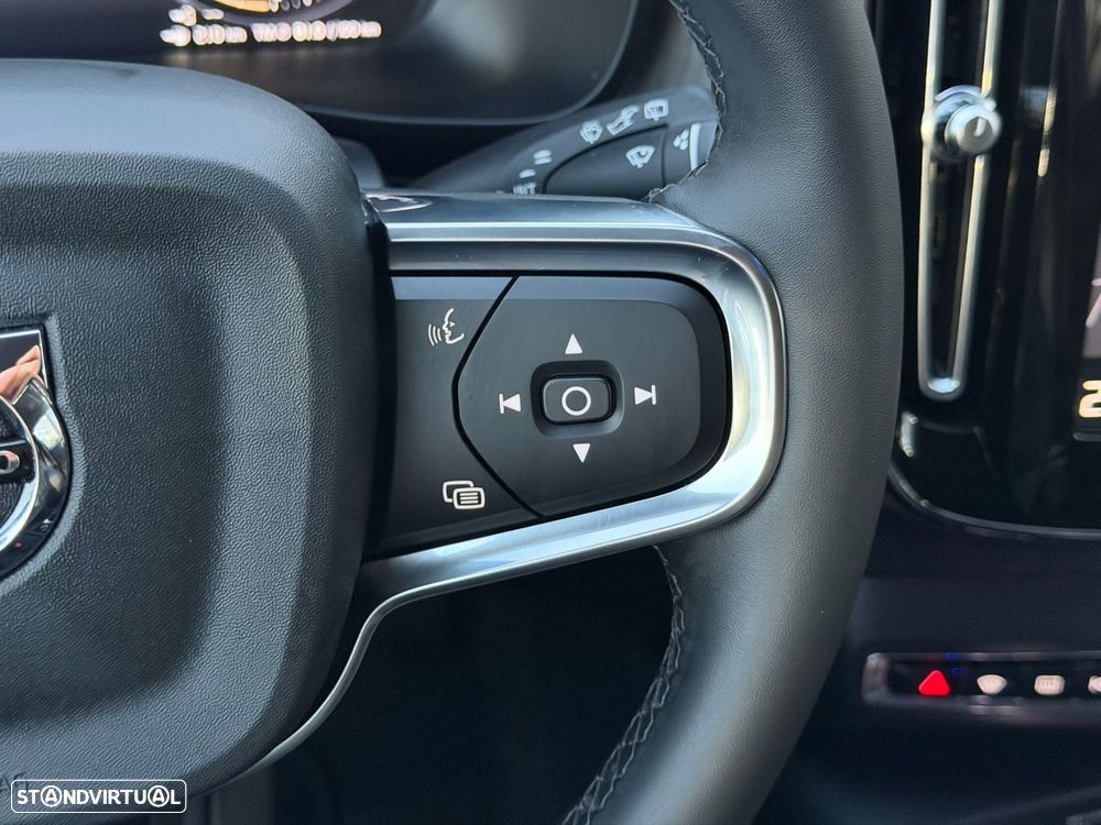 Volvo XC 40 1.5 T4 PHEV Inscription - 32