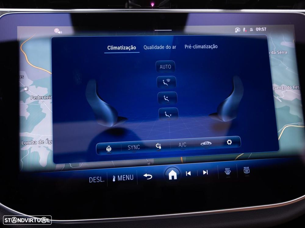 Mercedes-Benz E 300 e Station - 42