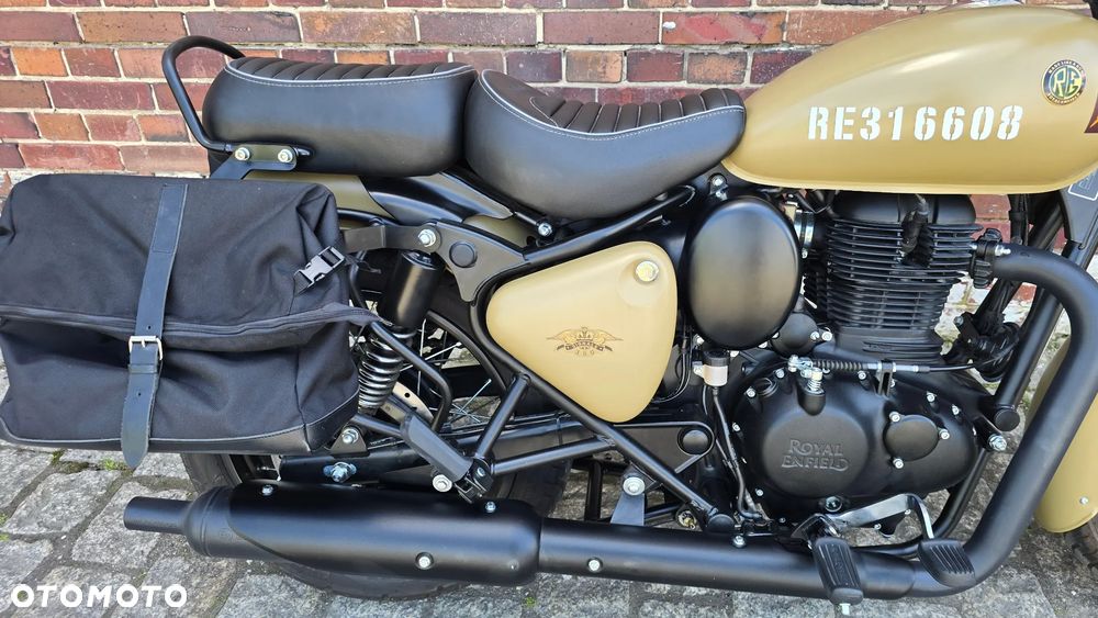 Royal Enfield Classic - 34
