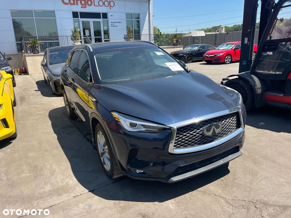 Infiniti Q50 - 12