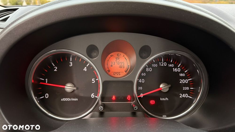 Nissan X-Trail 2.0 dCi 4x4 DPF Automatik Platinum - 33